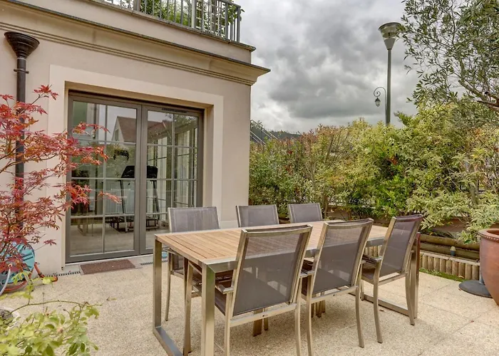 L'ulysse Apartment Mere